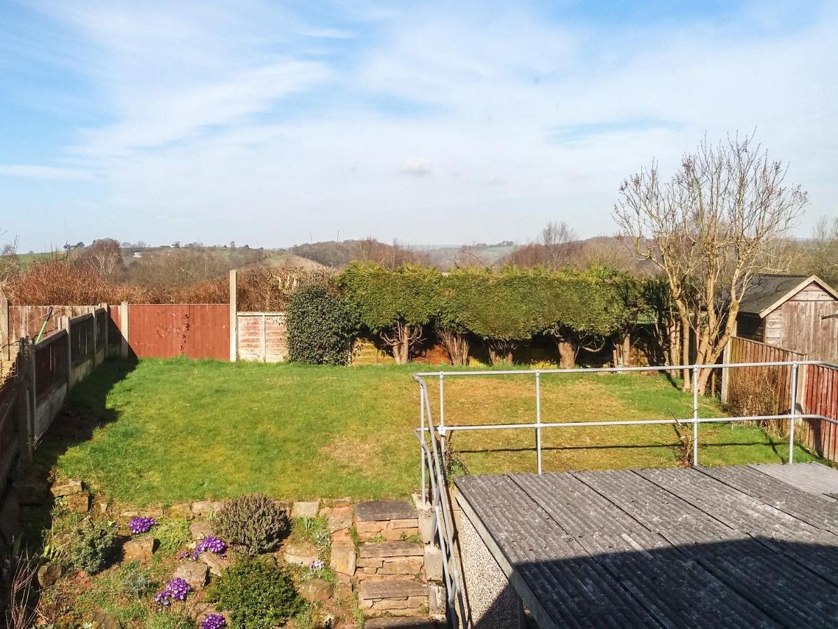 CheddletonBasford View别墅 外观 照片
